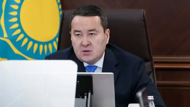 Смайылов Заңсыз иемденілген активтерді мемлекетке қайтару мәселелері жөніндегі комиссияның отырысын өткізді