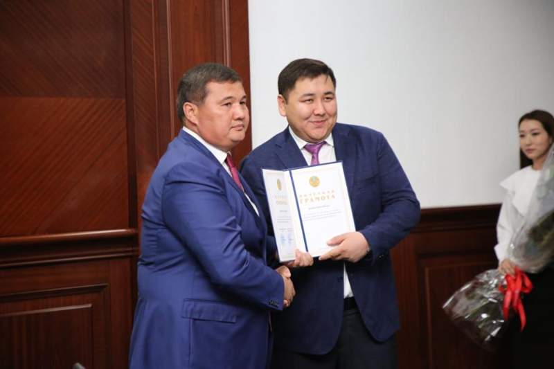 ҚЫЗЫЛОРДАДА «қызық» болып жатыр: Облыс әкімінің орынбасары қызметінен НЕГЕ кетті?