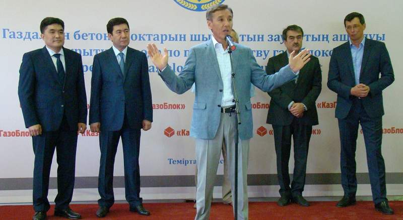 «Митингіге шақырамын!» Болат Әбілев саясатқа қайта келді ме?