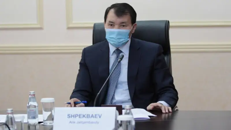 Шпекбаев «СҚ-Фармацияның» жаңа басшылығына сенім білдірді