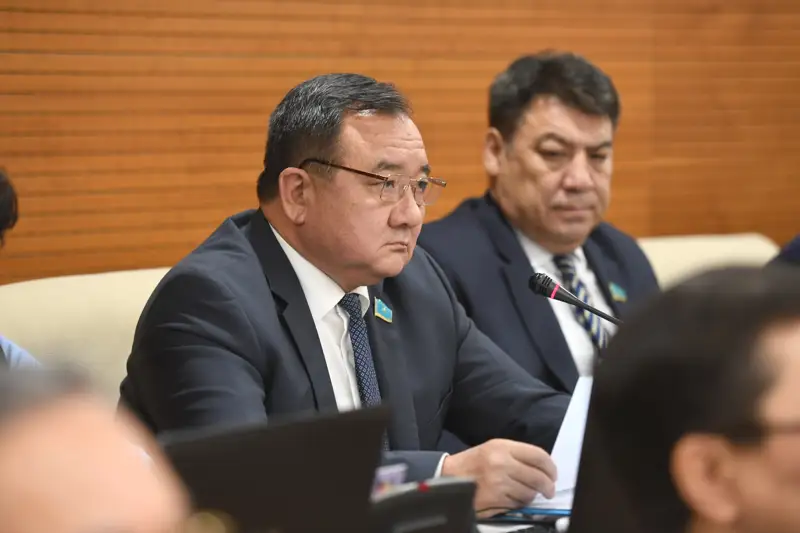 Хахазов дүнгендерге үндеу жариялады