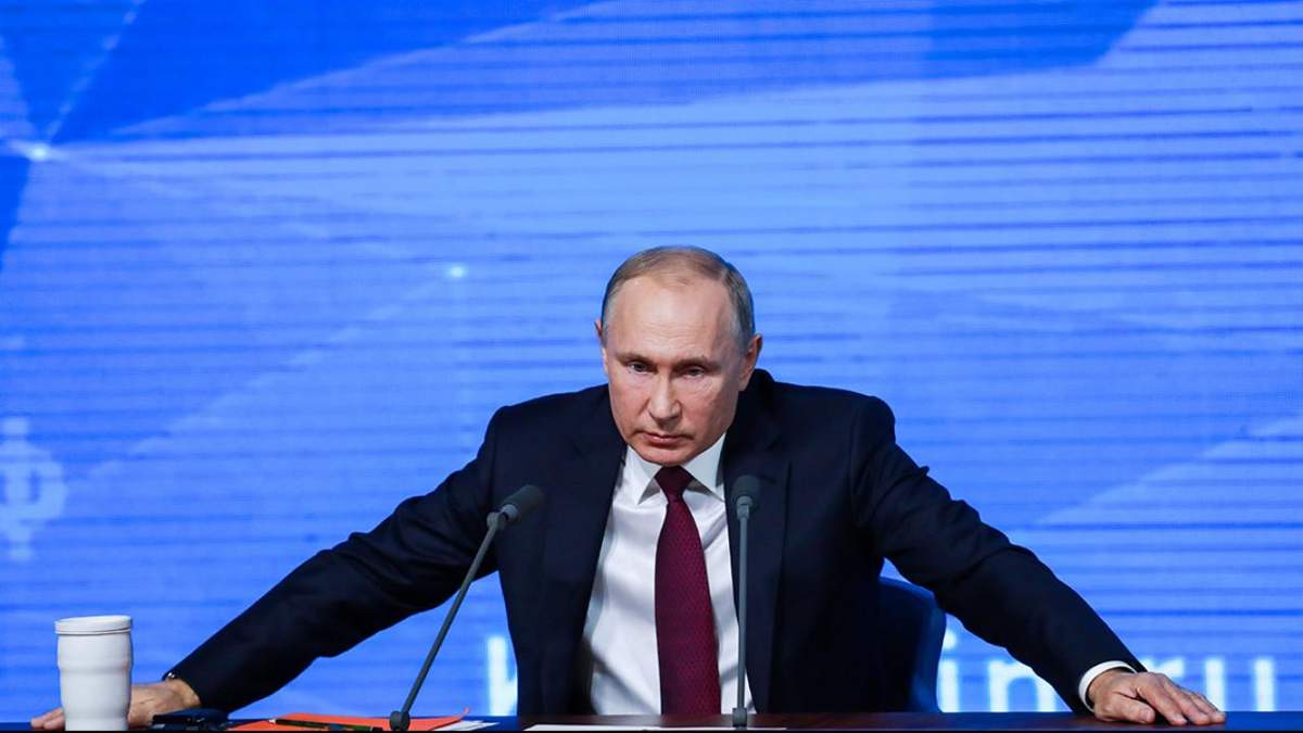 Досым Сәтбаев: Путин жау іздеп жүр