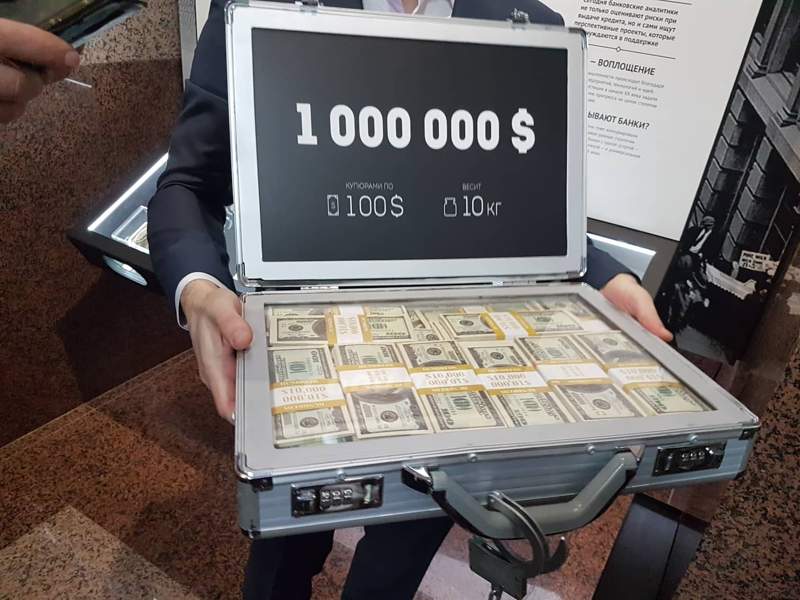 Миллион доллар табу үшін қазақстандықтар 246 жыл еңбектенуі керек 