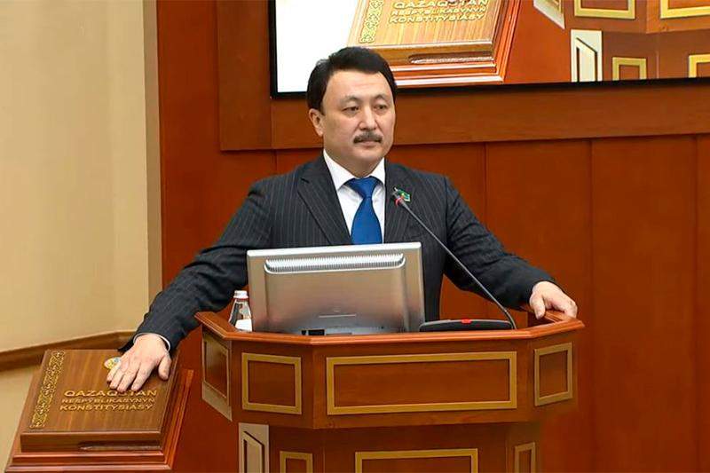 Аманжол Әлтай депутат ретінде ант берді