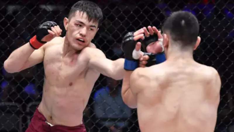 Қытайлық қазақ файтері UFC-дегі дебютінде нокаутпен жеңіске жетті
