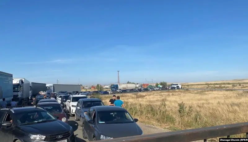 Тоқаев: Сырттан келгендерге көмек көрсетіледі