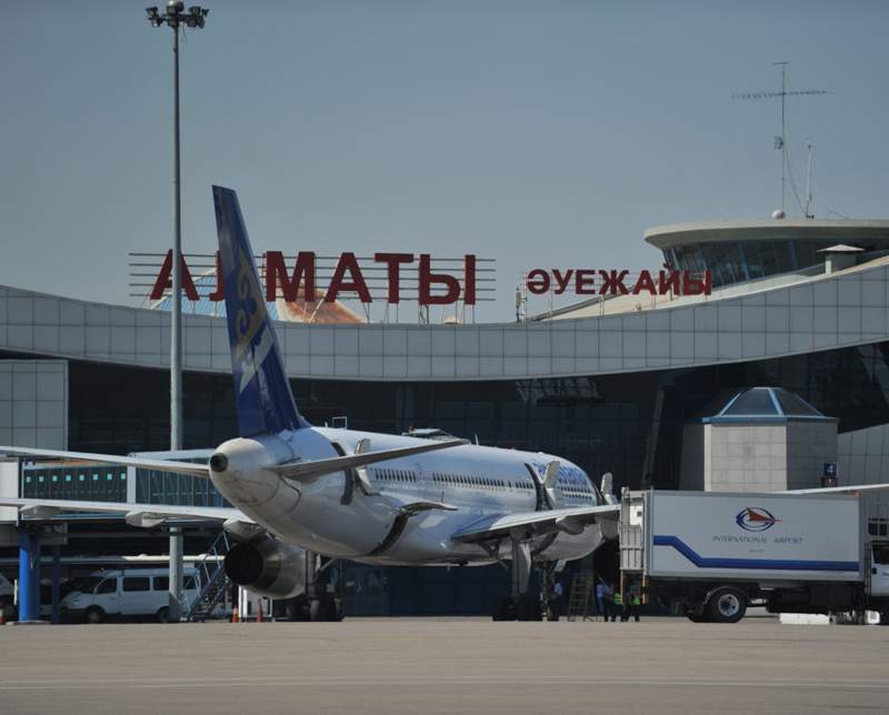 Алматыда ұшақтар кешігіп ұшты
