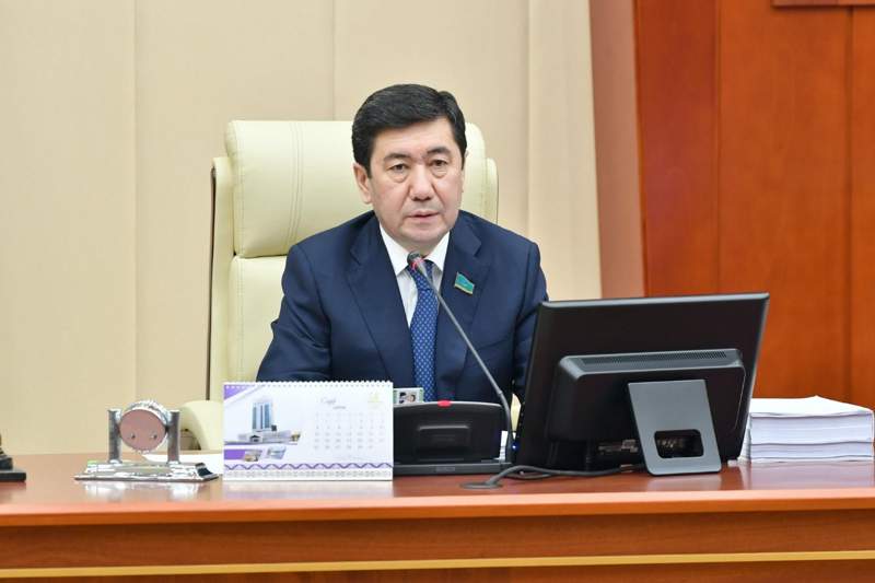 Е.Қошанов: Біз Президенттің қарқынына ілесе білуіміз керек