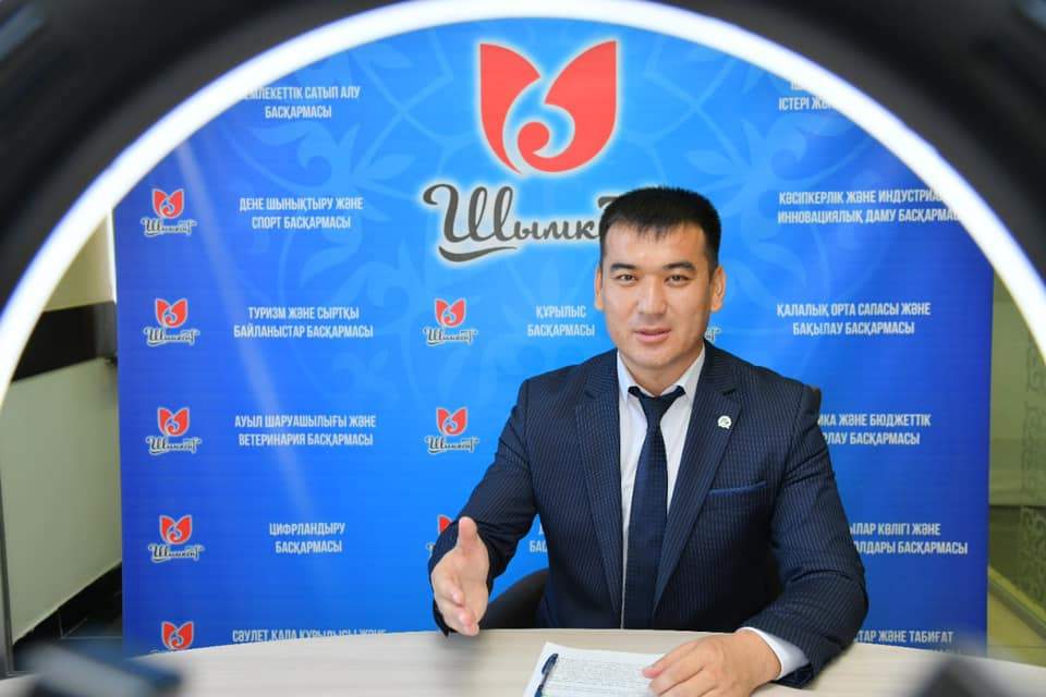 Еңбекші ауданының әкімі тікелей эфирде тұрғындар сауалына жауап берді