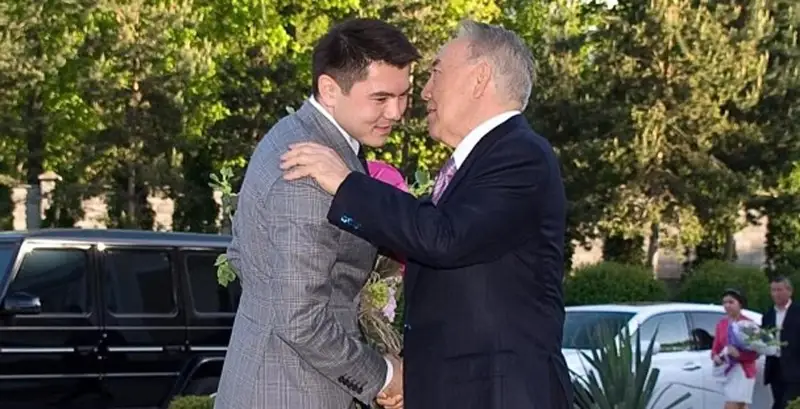 Назарбаев Айсұлтан туралы: Өзіме ұқсаған немерем (видео)