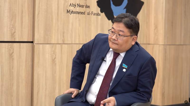 Айдос Сарым: Алтынбек Сәрсенбайұлының өліміне қатысты нұсқаға сенбеймін