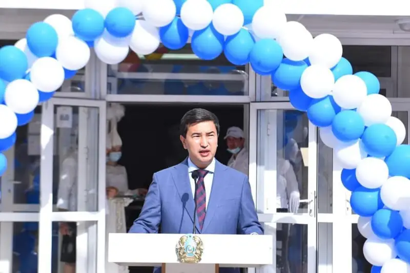 Шыңғыс Мұқан Тәуелсіздік алған жылы құрылған мектептің «соңғы қоңырау» шарасына қатысты