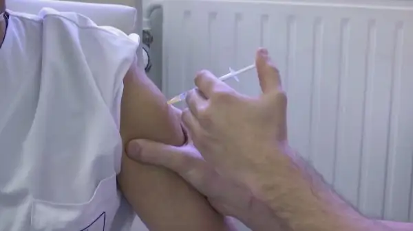 Франция билігі коронавирус күшеюі мүмкін екенін ескертті