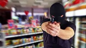 "Медицина қызметкерімін" деп алдап, зейнеткерлерді тонаған 