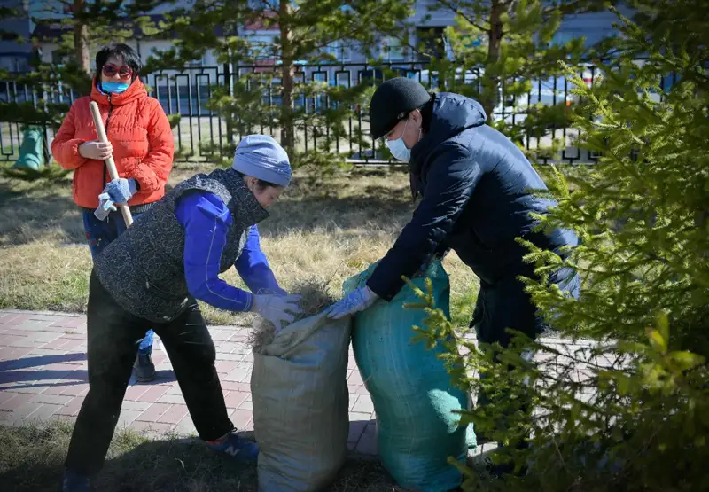 Павлодар облысының тұрғындары сенбілік кезінде шығармашылық танытты