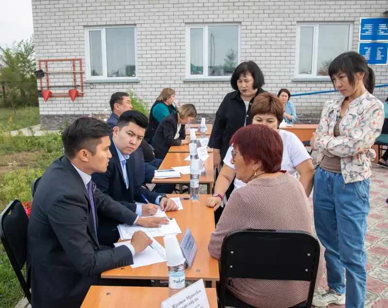 Павлодар облысында әкімдер азаматтардың көшпелі қабылдауын жүргізуде