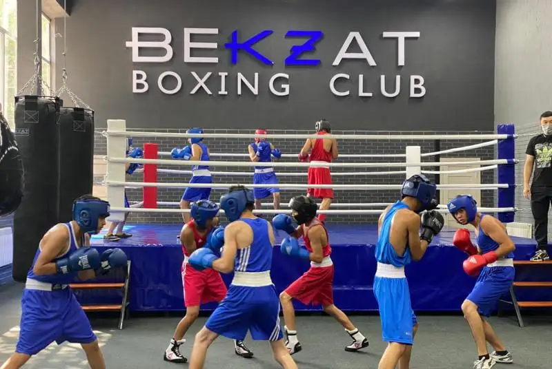 Алматыда Бекзат Саттарханов атындағы спорт кешені ашылды