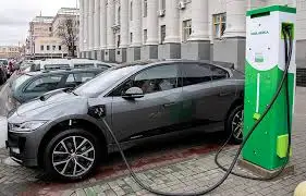 Электромобиль үшін тұрақ тегін болады