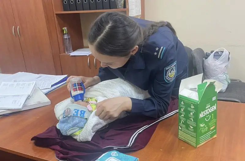 Бейтаныс әйел 3 апталық нәрестені шайханаға тастап кеткен