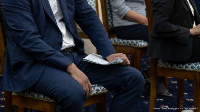 Депутаттар біліктілігін арттыруға миллиондар жұмсалмақ