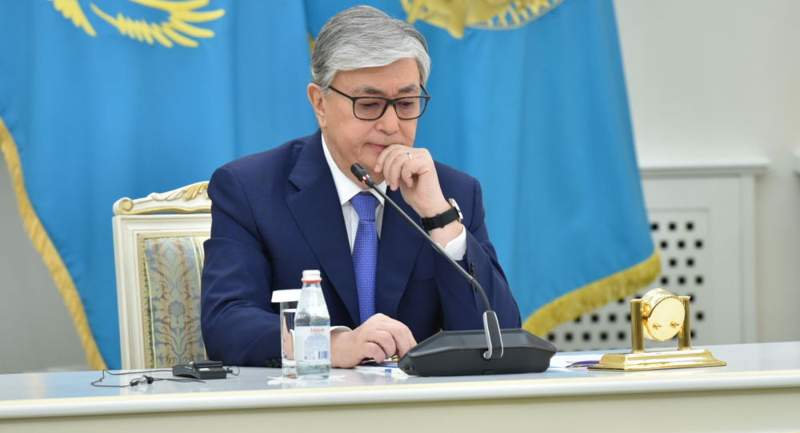 Президент бірқатар заңдарға қол қойды