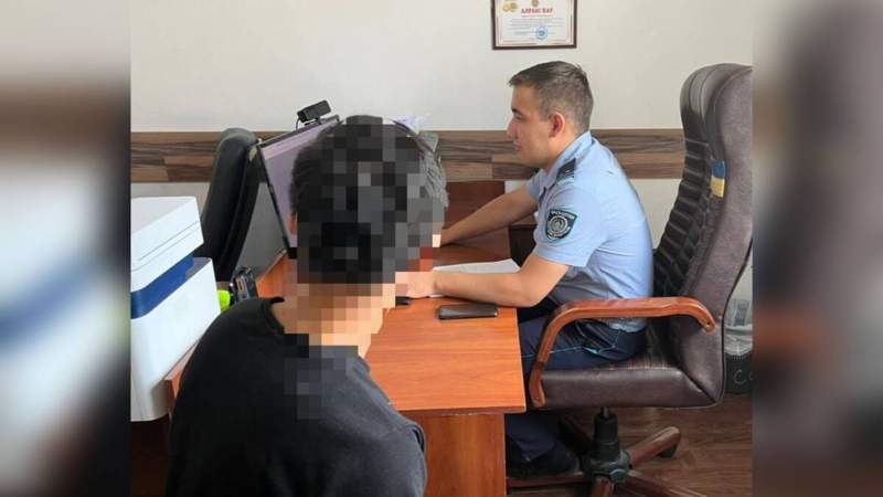 Шымкентте қарт әжені алдап, ақшасын алған күдікті қолға түсті  