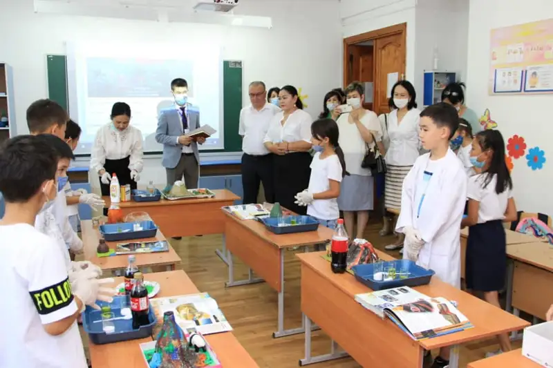 Шымкентте жазғы мектептің салтанатты жабылуы өтті