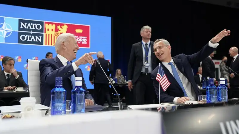 НАТО саммитінің бірінші күні өтті
