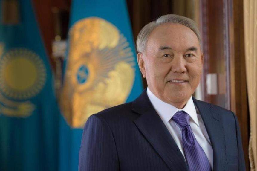 Нұрсұлтан Назарбаев қазақстандықтарды Жеңіс күнімен құттықтады
