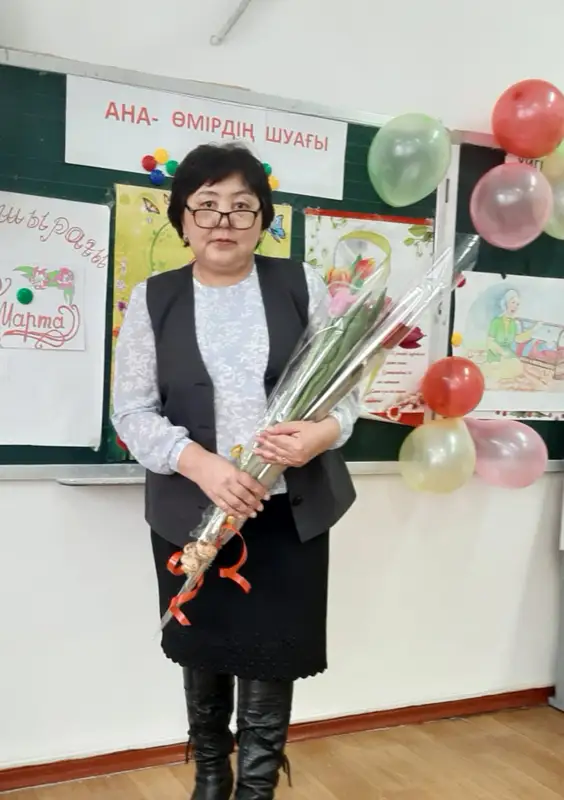 Бастауыш сынып мұғалімі: Карантинде қарап жатпадық