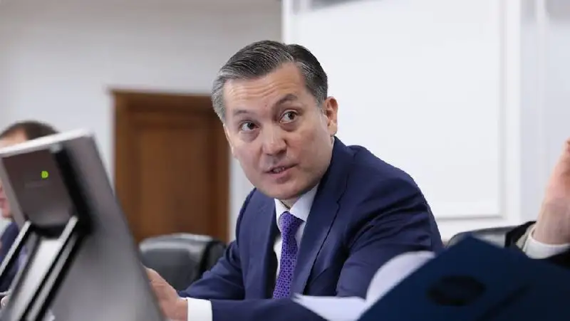 Каспий НЕГЕ тартылып барады? Министр Брекешев жауап бере алмады