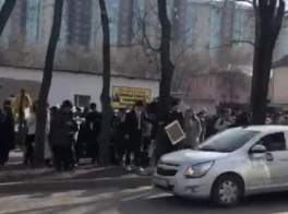 Алматыдағы өнер колледжінің студенттері эвакуацияланды