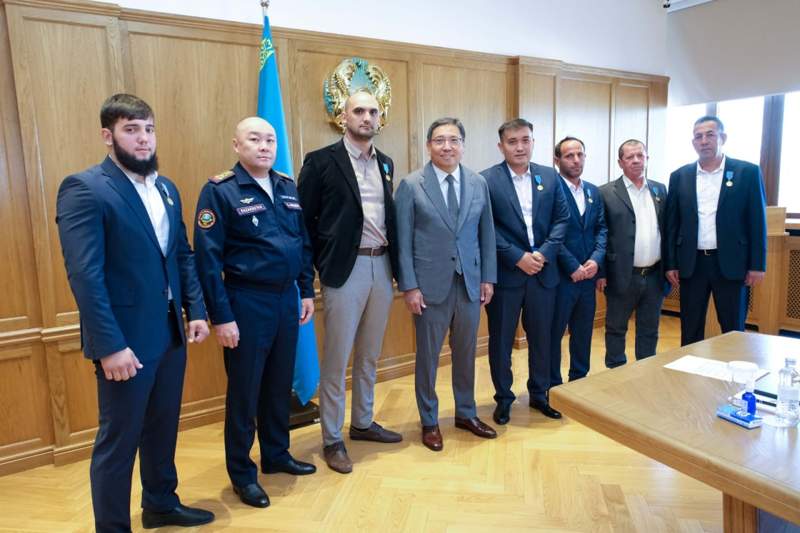 Ақкенттегі өрт кезінде тұрғындарды құтқарған азаматтар марапатталды
