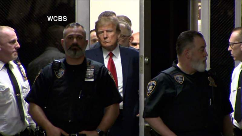 Сот Дональд Трамп пен оның ұлдарын алаяқтық жасағаны үшін кінәлі деп таныды