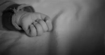 Баласын тұншықтырып өлтірген әйел жындыханаға жатқызылды