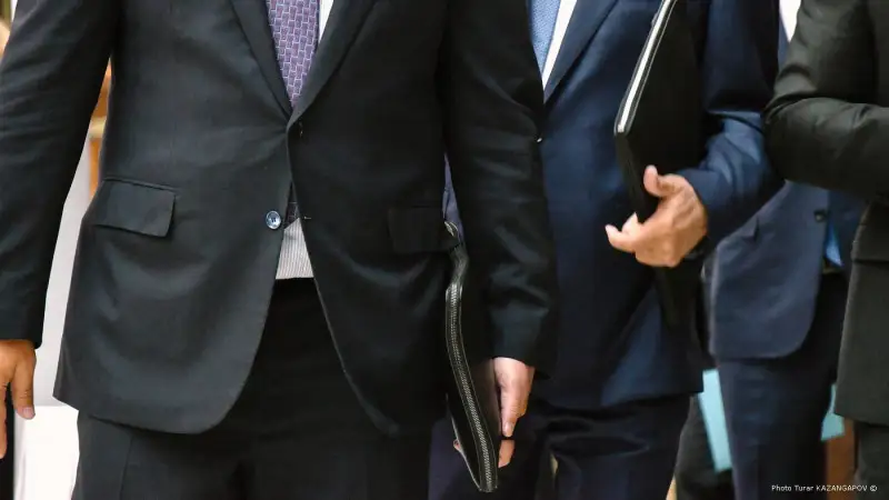 Шенеуніктердің қос азаматтықпен жүргені анықталды