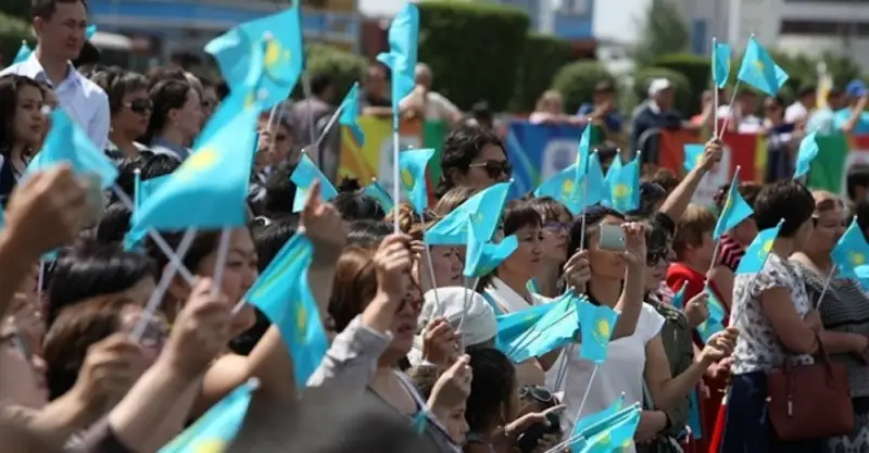 ҚАЗАҚТЫҢ саны артса да, мәселесі шешілген жоқ. НЕГЕ?