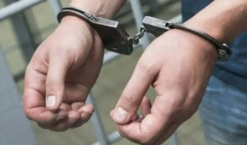 Жұмысқа тұру үшін 2,5 миллион берген