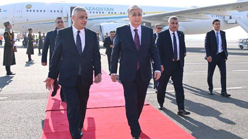 Тоқаев жұмыс сапарымен Ереван қаласына барды