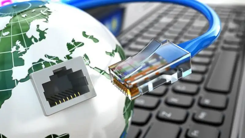 Жоғары жылдамдықты интернетке қолы жетпеген оқушы көп