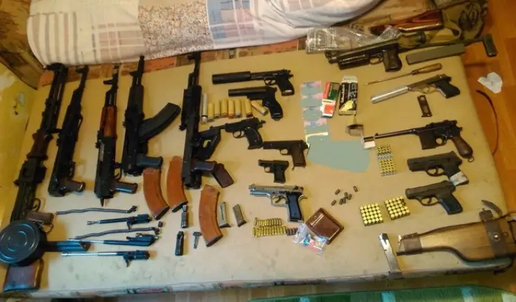 Ресейден қару тасыған қылмыстық топ ұсталды