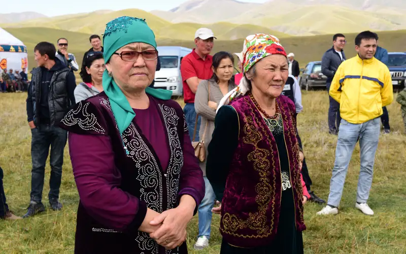 Келер жылы әйелдер зейнетке неше жастан шығады? 