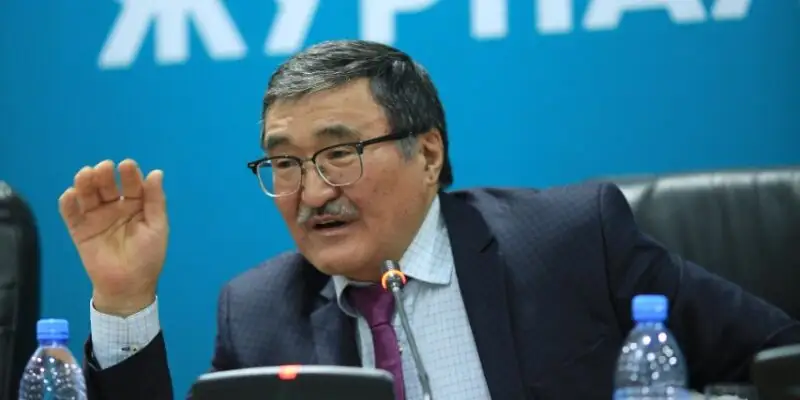 Қайнар ОЛЖАЙ: Қазақ тілін құртқан – ЖУРНАЛИСТЕР