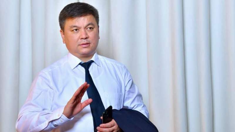 «Әйеліңіз көңілдесіңізді біліп алады»: Шымкенттің бас дәрігері ерлерге кеңес берді