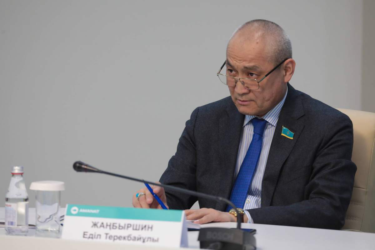 Еділ Жаңбыршин, Мәжіліс депутаты: КСРО-ның күйреуі үлкен катастрофа болды