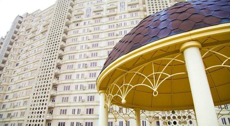 Алматыда тағы бір адам 12 қабаттан секіріп кетті