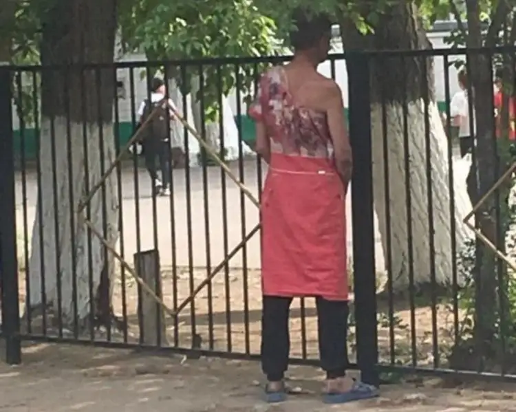 Павлодарда балаларды сырттай бақылап жүрген ер адам қолға түсті