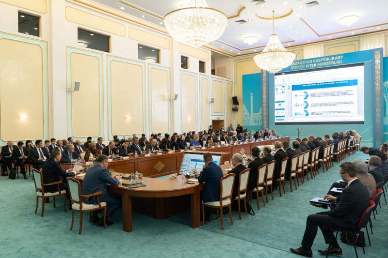 Шетелдік дипломаттар ҚР Парламенті Мәжілісіне алдағы сайлауға дайындық барысымен танысты