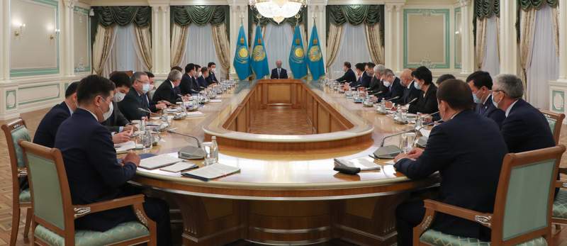 Президент әкімдермен кеңес өткізді