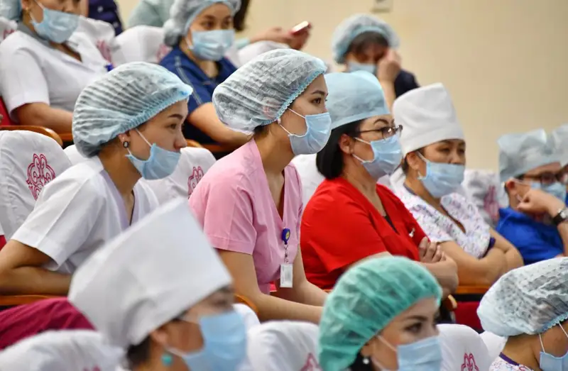 Алматыдағы Орталық ауруханада 182 медициналық қызметкер коронавирус жұқтырған